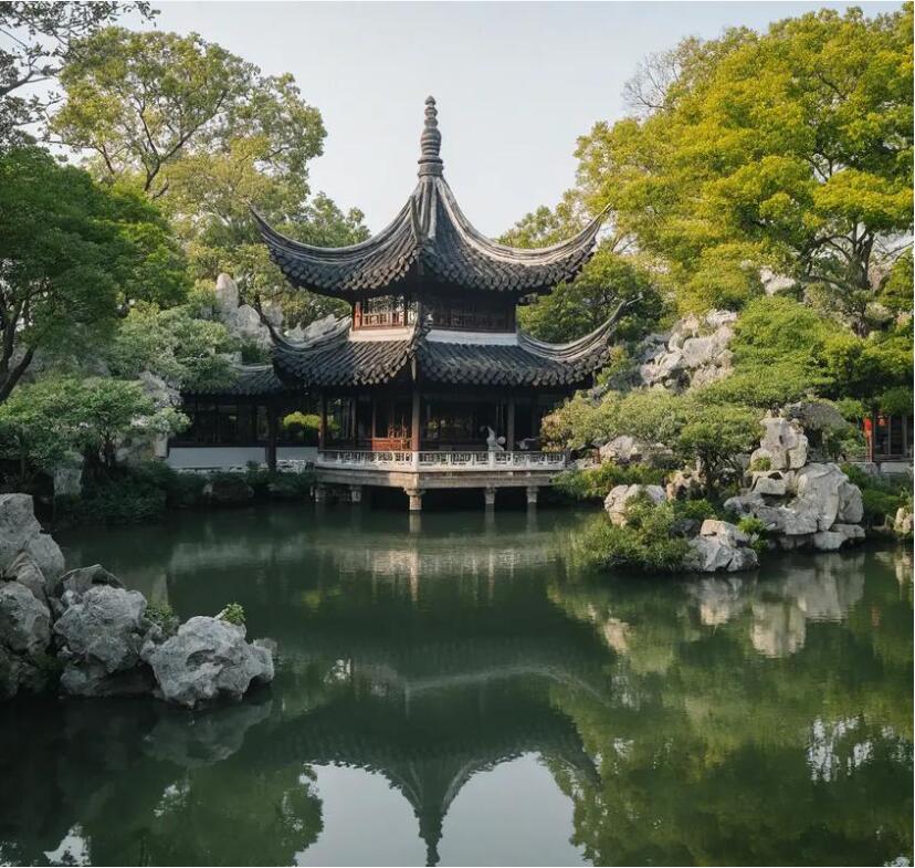 云龙区雨双旅游有限公司